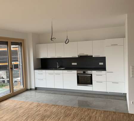 Moderne 2 Zi.-Wohnung (D4) mit Balkon in herrlicher Lage von Weinsberg