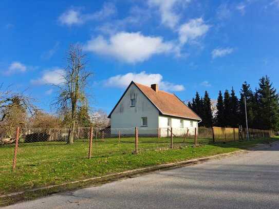 Kleines Einfamilienhaus in Sehlsdorf sucht neuen Besitzer