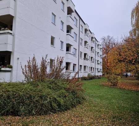 helle 2-Raum-Wohnung mit Loggia in Berlin Buckow (Neukölln)