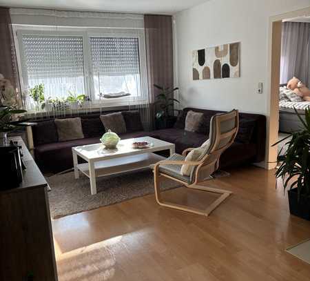 Große, helle 3-Zimmer-Wohnung mit Balkon, nur mit WBS