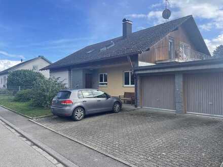 Freistehendes 2-Familienhaus in einer der besten Wohnanlagen Holzhausens