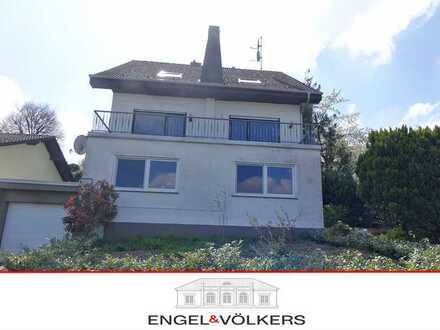 Einfamilienhaus mit ELW - hochwertige Ausstattung /gute Lage /top Ausblick