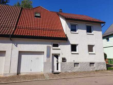 Schwenningen, zentrale Lage mit Garten