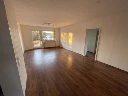 Sanierte 4-Zimmer-Wohnung mit Balkon in Bochum // Provisionsfrei