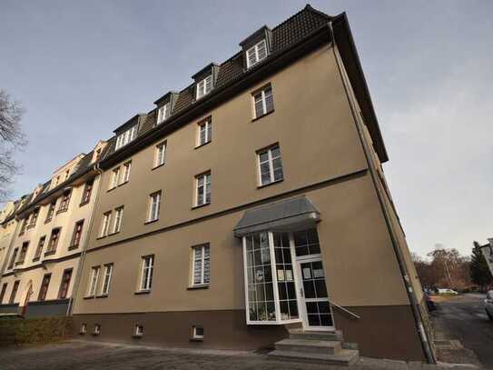gepflegte 3-Raum Wohnung mit Tageslicht Bad und Gemeinschaftsgarten