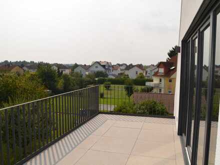 Moderne 3-Zimmer-Dachgeschosswohnung mit Süd-Balkon und EBK in Bruchköbel