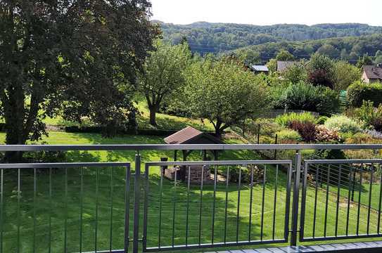 Erstbezug moderne 2-Zimmer Wohnung, mit gehobener Innenausstattung und Balkon in Heimbach