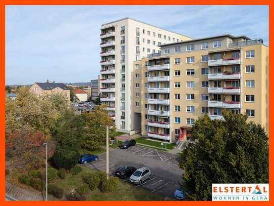 Großzügige 1-Raum-Wohnung im Stadtzentrum mit separater Küche, Balkon und Weitblick!