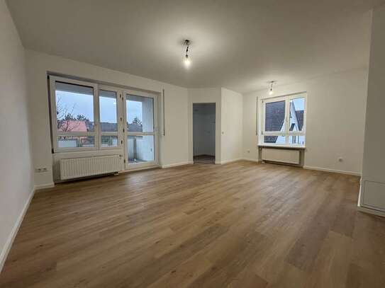 neu renovierte 2-Zimmer-Wohnung mit sonnigem Balkon in Kirchheim