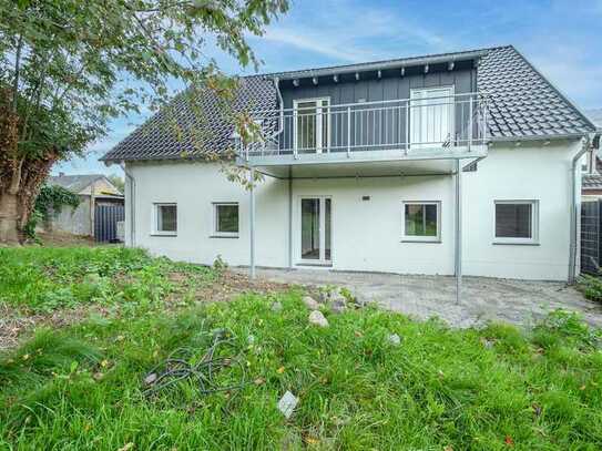 Moderne Dachgeschosswohnung (Erstbezug) mit Balkon in ruhiger Lage von Geilenkirchen Prummern!