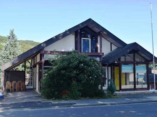 Einfamilienhaus - Bauhausstil erweiterungsfähig und große Halle