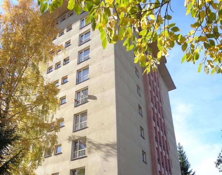                                                               Helle und gro&szlig;e 4-Raum-Wohnung in Erlabrunn inkl. Einbauk&uuml;che!                                                       in Breitenbrunn (Unterallgäu)