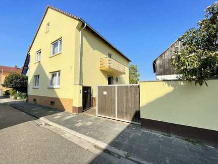 Geräumiges 1-3 FH mit Garten, Garage und Nebengebäude in ruhiger Lage von Waldsee