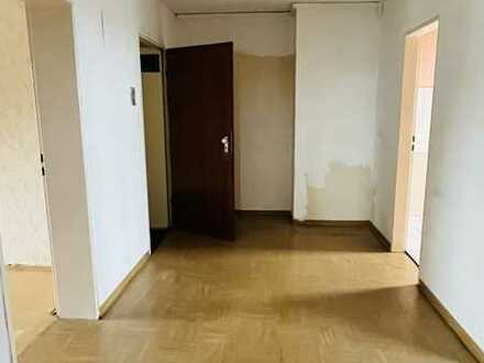 3,5 Zimmer-Wohnung für Selbstrenovierer !