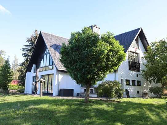 Villa in traumhafter Lage am Seddinsee