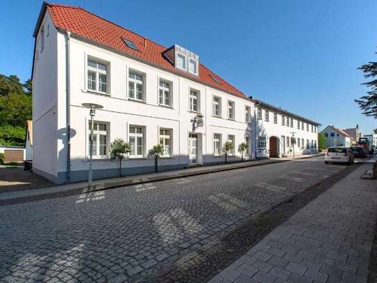 Charmante 3-Zimmer-Altbauwohnung mit Terrasse in ruhiger Lage