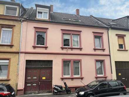 Gemütliche 3-Zimmer-DG-Wohung in ruhiger Vorortlage mit ausgebauten Galeriegeschoss und Stellplatz