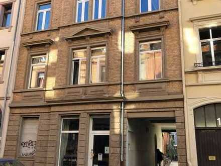 Charmante, sanierte Altbauwohnung
