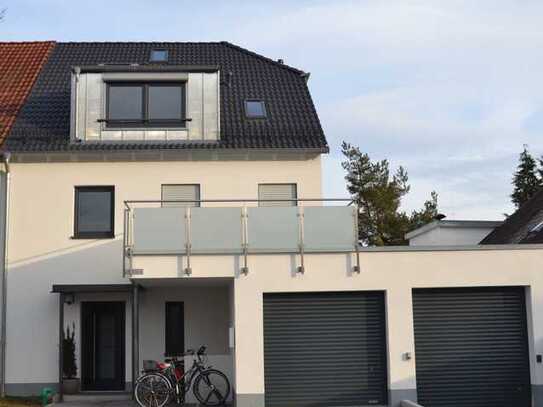 Neubau mit 2 großen Dachterassen: 2-Zimmer in exklusiver Lage