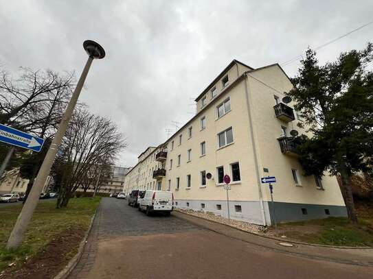 Gut geschnittene 3 Zi-Erdgeschoss Wohnung in guter Lage von Hettstedt