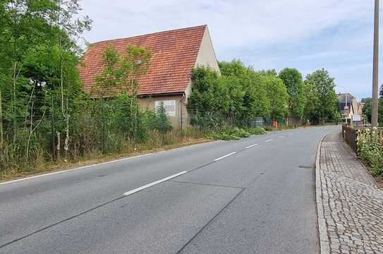 Großes gemischt genutztes Grundstück zu verkaufen