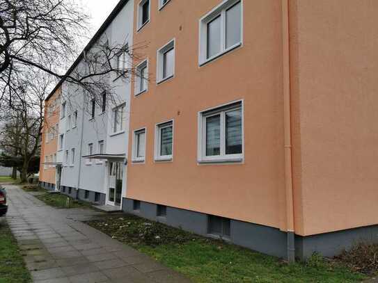 Gut geschnittene 2-Zimmer-Wohnung mit Balkon