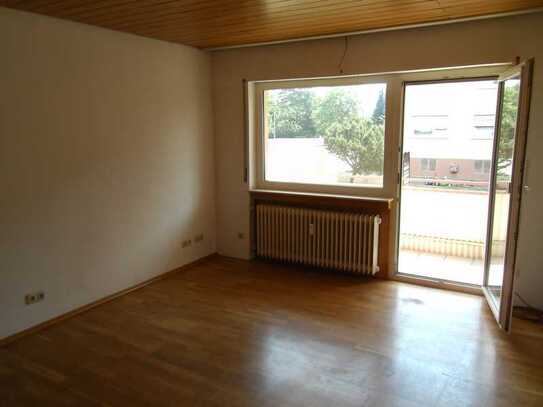 Helle 3-Zimmer-Wohnung mit EBK und PKW-Stellplatz - Nähe Badesee!