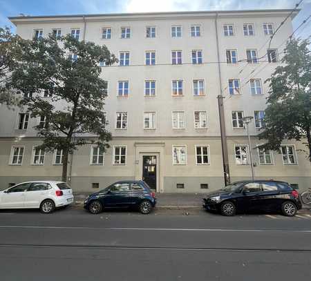 3-Zimmer-Wohnung im begehrten Stadtteil Friedrichshain, Berlin – zu verkaufen!