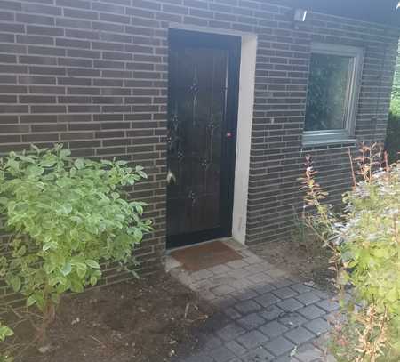 Geräumige 1-Zimmer-Wohnung inkl. Einbauküche auf einem Berg