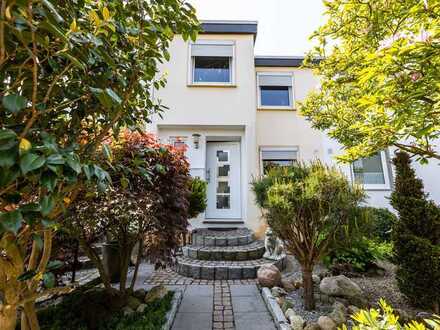 *** PFLEGELEICHTES REIHENMITTELHAUS MIT KELLER IN BESTER LAGE ***