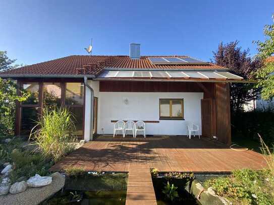 Idyllisches Einfamilienhaus für Gartenliebhaber am Rande von München