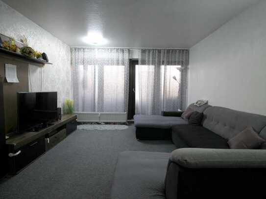 Charmante 2-Zimmer-Wohnung mit Balkon & Stellplatz – Lichtdurchflutet & Zentral!