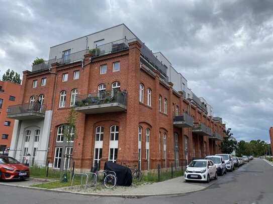 Sehr schöne 3-Zimmer-Maisonette-Wohnung in Treptow-Köpenick zu verkaufen