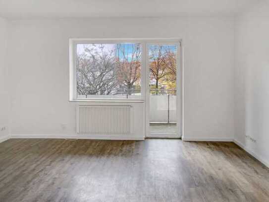 Nahe der Spandauer Altstadt - helle und moderne 1-Zimmer-Wohnung mit Balkon