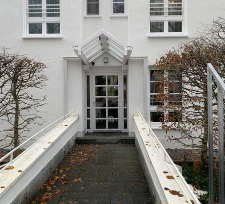 Preishit Representative Erdgeschoss-Gartenwohnung mit 3 Zimmer I Westausrichtung 7400--€/qm