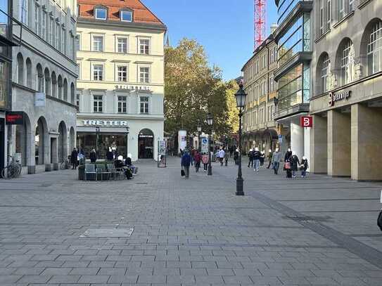 Ladeneinheit * 81 qm VkFl. * DIREKT am Rindermarkt / Fußgängerzone !!