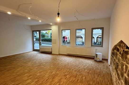 *Charmante Büro/Ladenfläche in der Altstadt (Marktplatz) von Leonberg*