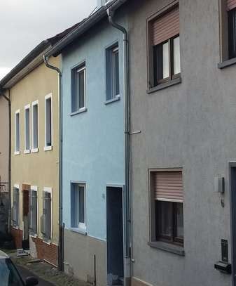 gemütlich 6-Zimmer + Küche (nicht vorhanden) + Bad Reihenhaus in Bad Kreuznach