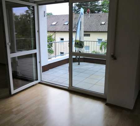 Großzügige 3- Zimmer Dachgeschoßwohnung mit Balkon