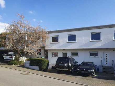 Sonniges Reihenhaus in ruhiger Lage von Dossenheim