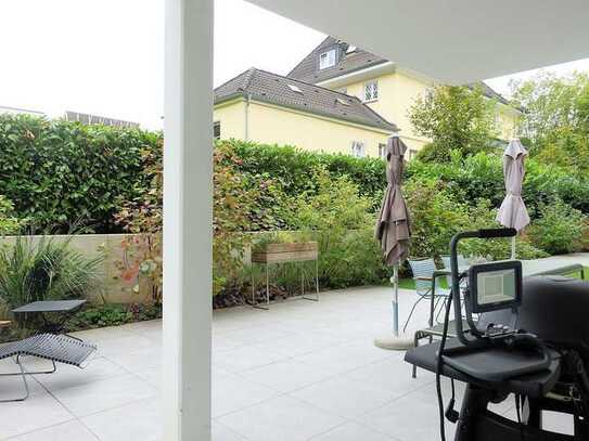 Bredeney - 4-Zimmer-Luxus-Erdgeschosswohnung mit Garten