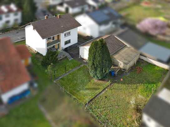 TOP Preis: Ein- bis Zweifamilienhaus in ruhiger Lage mit großem Garten