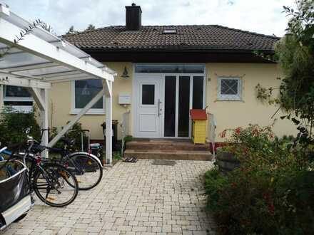 Ansprechendes 7-Zimmer-Einfamilienhaus mit großem Garten zum Kauf in Neuenburg Oberstadt