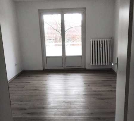 Eine Oase der Ruhe, traumhaft schöne 2 Zimmer Wohnung mit Balkon in Gelsenkichen zu vermieten