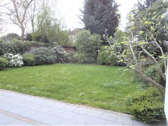 D-Niederkassel Traumhafte Garten-Wohnung mit großer Terrasse, K.D.B. in Bestlage Rheinfront