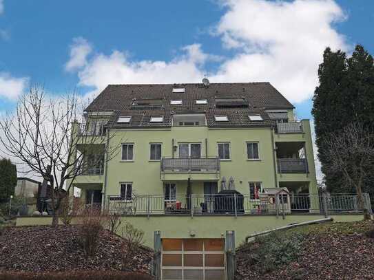 VERKAUFSSTART: Moderne Maisonette-Wohnung mit zwei Bädern, Südbalkon, TG-Stellplatz uvm.