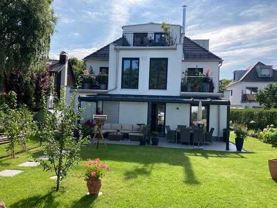 Großzügige 3-Zimmer-Dachterrassenwohnung mit EBK in München-Waldperlach