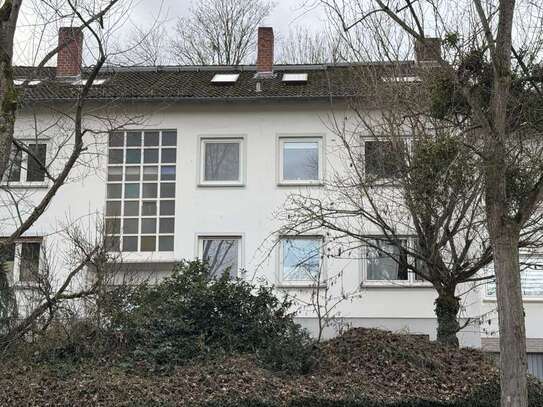 Schöne 1 ZKB -Wohnung mit Balkon in Wiesbaden