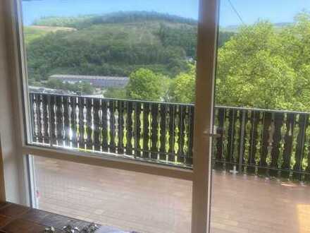 Ansprechende 3-Zimmer-Wohnung mit Balkon in Mudersbach