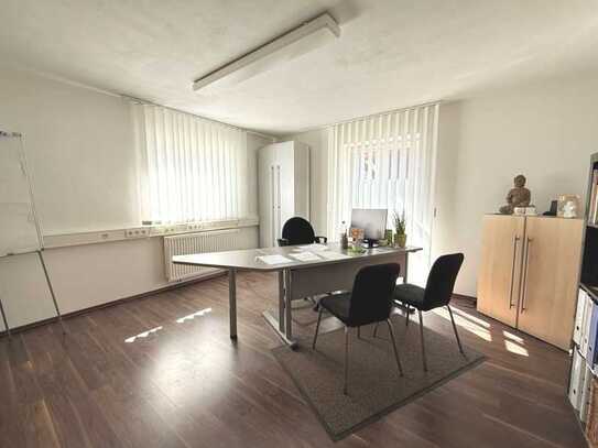 *** Helle Büro-/Praxisräume in Altenstadt ***